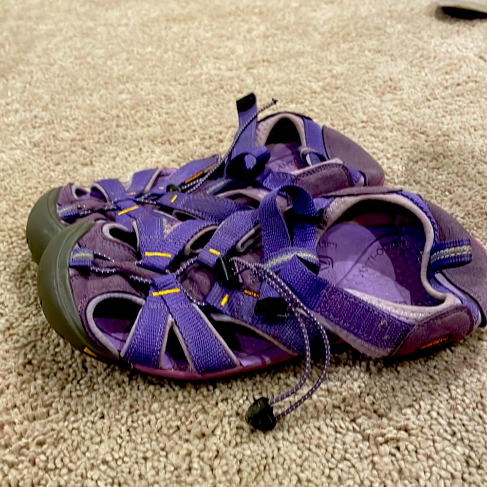 Beach shoes